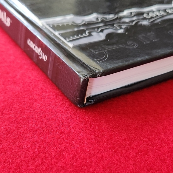 Relics & Rituals Core Rulebook โ Sword & Sorcery โ Hardcover d20 System D&D - Picture 4 of 16